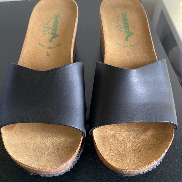 BioNatura Wedges - Picture 2 of 10
